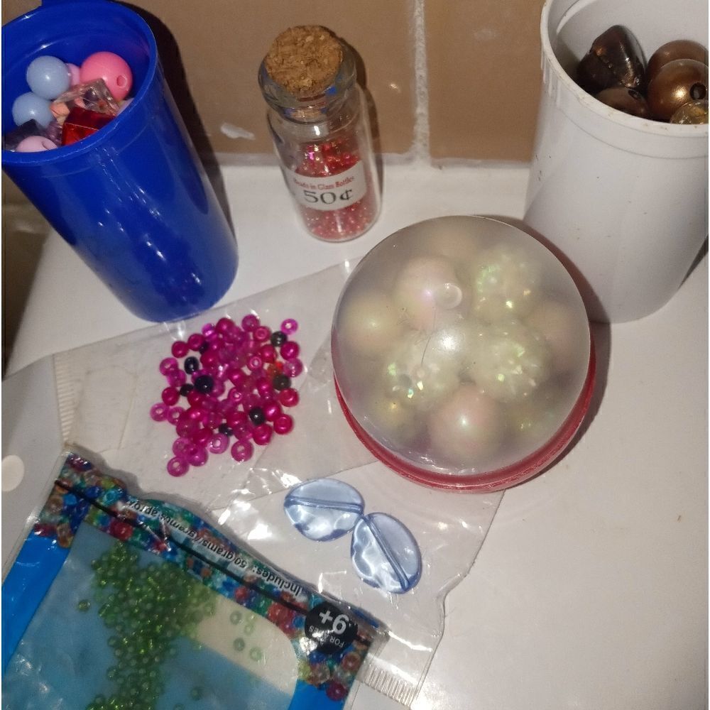 Randomized Diy jewelry making bundle View 3